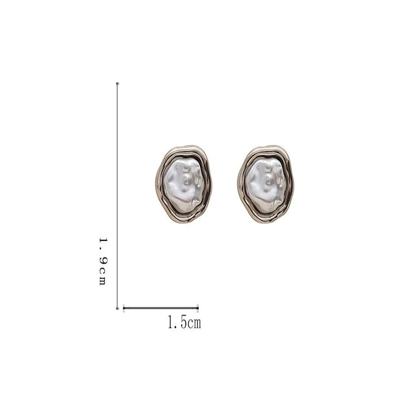 Light Luxury Pearl Earrings