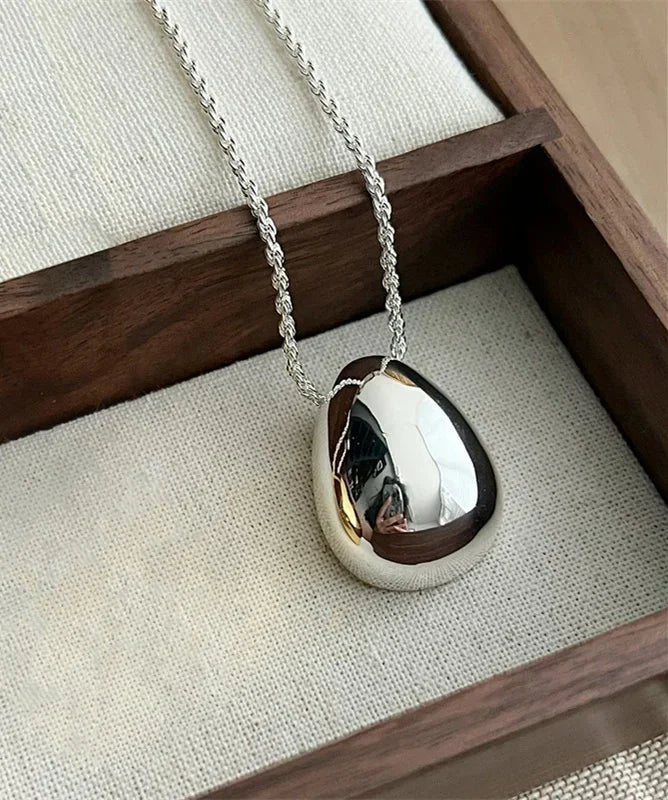 Teardrop Pendant Necklace